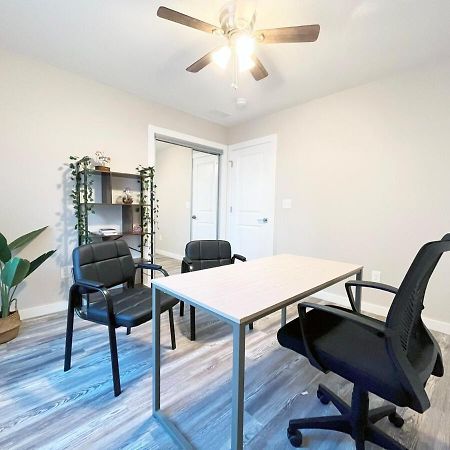 Beautiful Cozy New Build Home - Pet Friendly South Euclid Exteriör bild